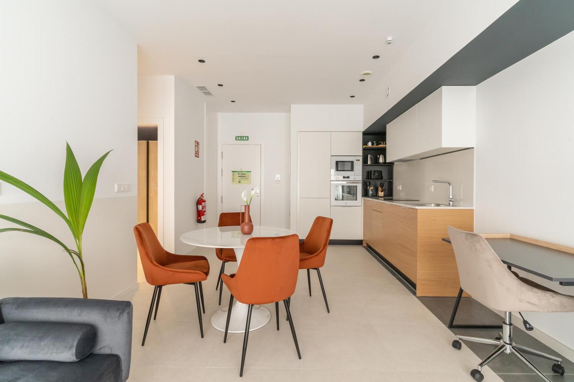 Canillas Apartments Мадрид Екстериор снимка